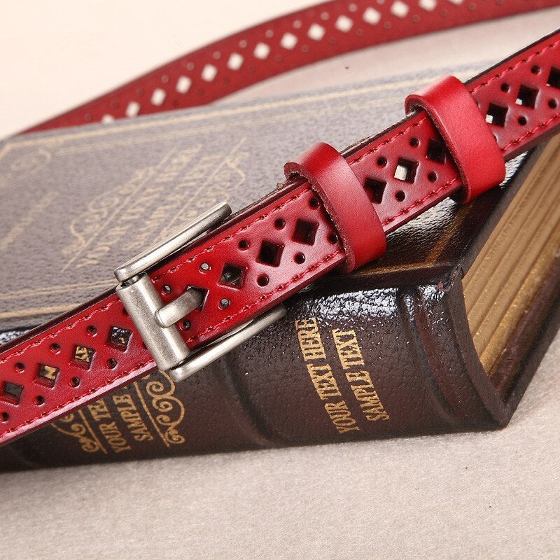 Premium Cowhide Leather Casual Belt for Women with Sleek Metal Buckle – Slim 1.3cm Width, Adjustable Fit, and Classic Color Options for Everyday Style