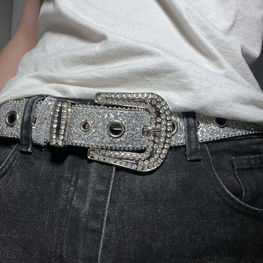 Streetwear Bling: How to Style Rhinestone Belts with Baggy Fits & Hoodies