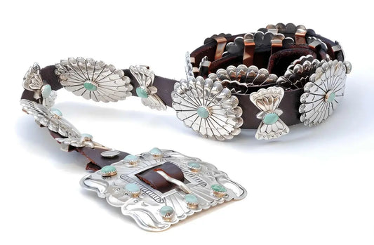 Best Outfits to Wear With a Concho Chain Belt
