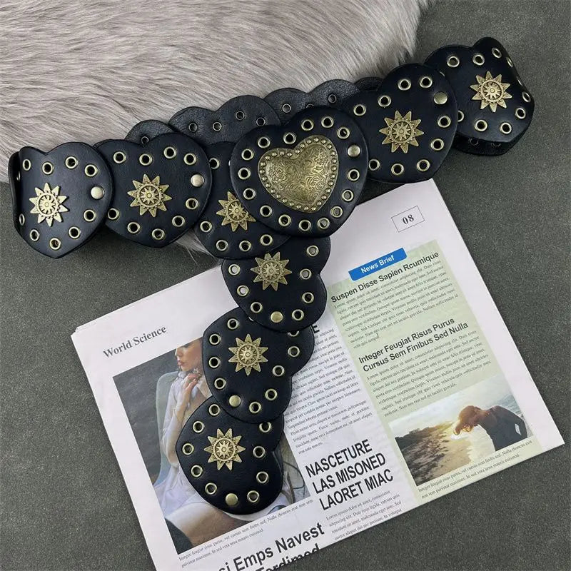 Women's Retro Western Faux Leather Heart Belt – Adjustable Waistband