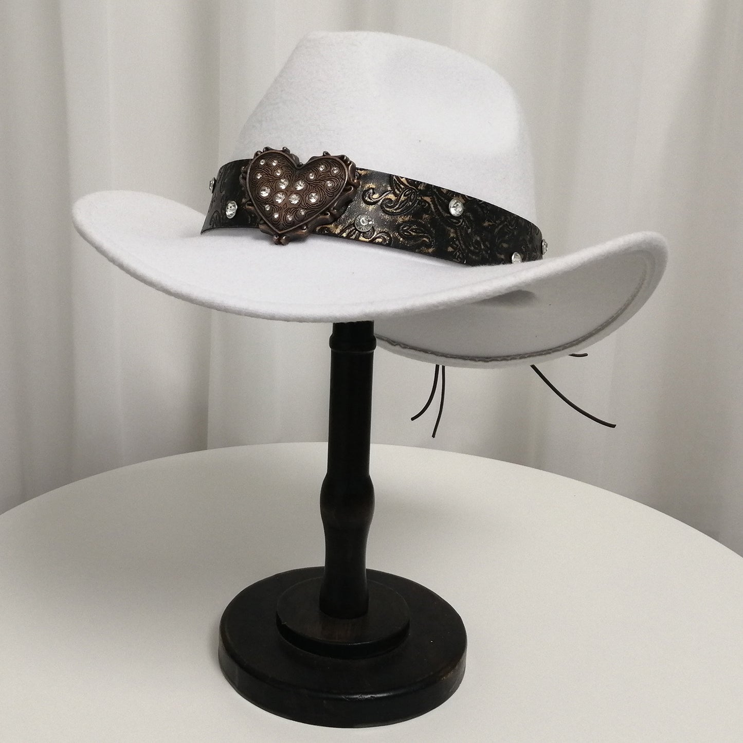 Women's Western Cowboy Hat Love Decorative Chain Top Hat