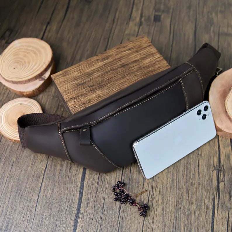 Men's Customized Leather Waist Pouch - Active Lifestyle