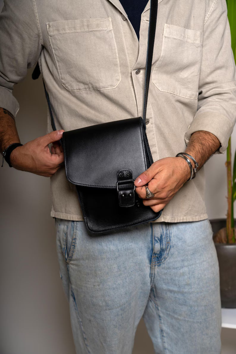 Men's Small Phone Crossbody Messenger Bag - Full Grain