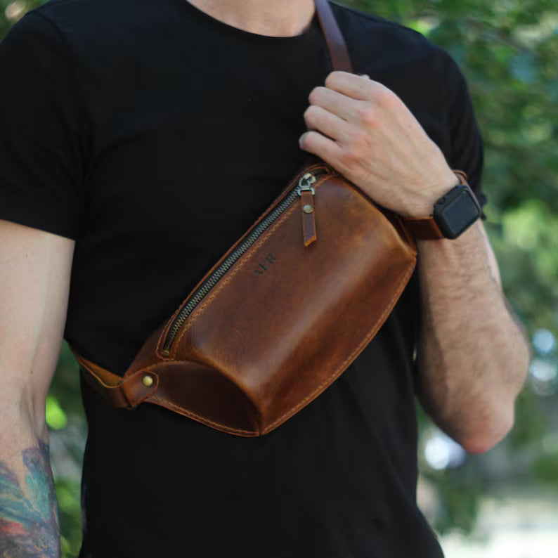 Unisex Brown Leather Fanny Pack - Crossbody Travel Pouch